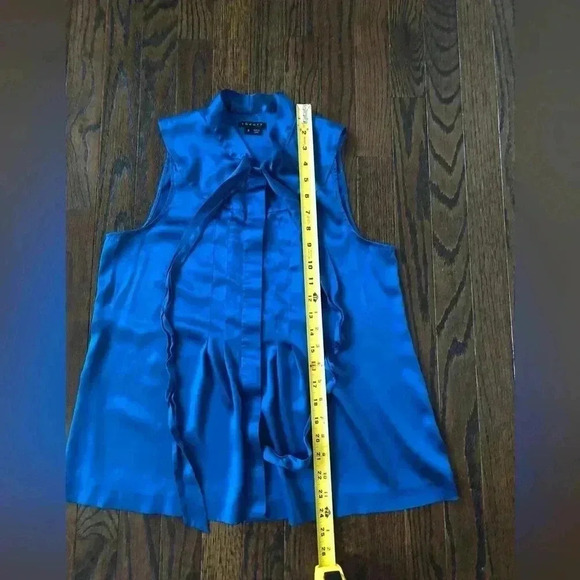 Theory Women’s S Blue Silk Pleated Button-Down Sleeveless Blouse - EUC! - Picture 5 of 9